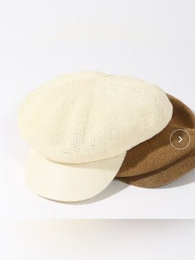 NWT Cream newsboy cap